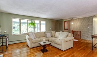 1 Polly Dr, North Providence, RI 02911