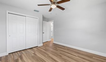 831 CHIPAWAY Dr, Apollo Beach, FL 33572