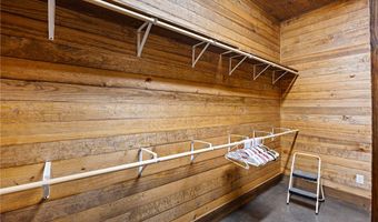 1050 SE 8th St, Atkins, AR 72823