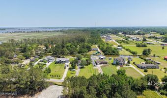 136 Simpson Rd, Barco, NC 27917