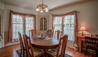 1415 Inwood Rd, Alliance, OH 44601