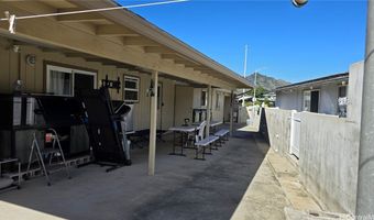 513 Kapaia St, Honolulu, HI 96825