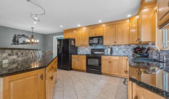 53 Ammonoosuc Dr, Bartlett, NH 03812
