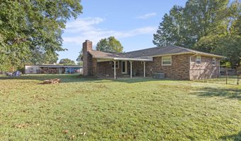1307 S Washington Ave, Aurora, MO 65605