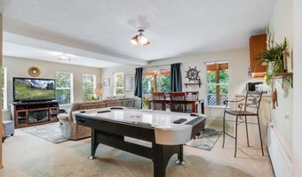 283 S DOLPHIN St, Rockaway Beach, OR 97136