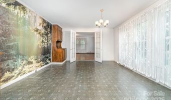 520 Eastwood Park Cir, Albemarle, NC 28001