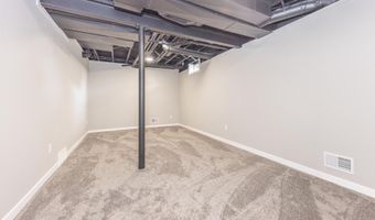 2971 Daleview Dr, Ann Arbor, MI 48105