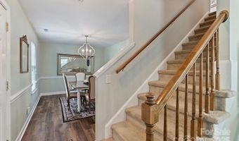 8520 Golf Ridge Dr, Charlotte, NC 28277