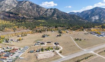98 CHALET Dr, Alpine, WY 83128