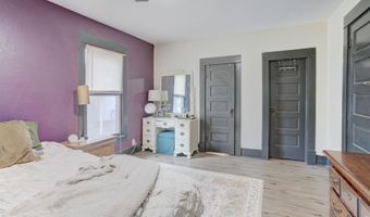222 N 1st St, Arkansas City, KS 67005