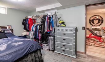 989 McCabe Ave NE, Ada, MI 49301