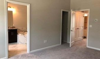 2780 Ashcombe Dr, Ann Arbor, MI 48105