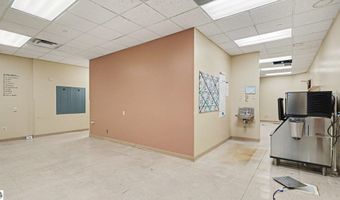 842 W Warwick Dr, Alma, MI 48801