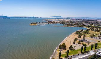 1001 Shoreline Dr 301, Alameda, CA 94501