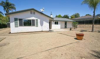 913 Buena Rosa Ct, Fallbrook, CA 92028