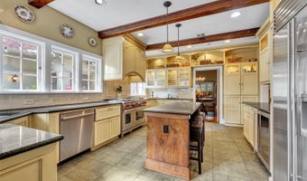 1230 GOLDEN Ln, Orlando, FL 32804