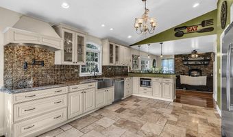 41 South Ave, Atlantic Highlands, NJ 07716