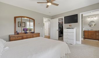 192 Depot Rd, Belgrade, ME 04917