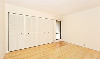 350 Kaelepulu Dr 401, Kailua, HI 96734