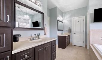 13124 White Oaks, Argentine, MI 48436