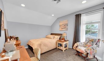 928 Seaman Ave, Beachwood, NJ 08722
