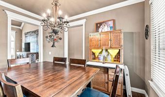 2711 SE 7Th St, Bentonville, AR 72712