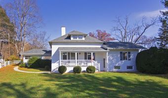 532 Spring St, Alderson, WV 24910