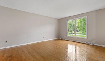45 LONGLEAF Ln, Bear, DE 19701