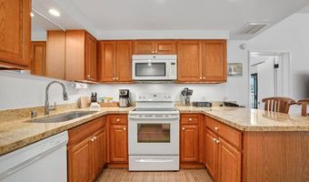 75-6040 Alii Dr #714, Kailua Kona, HI 96740