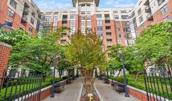 1021 N GARFIELD St 517, Arlington, VA 22201