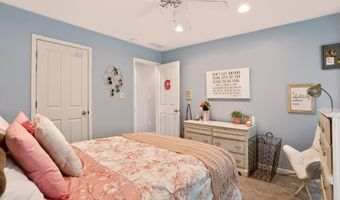 1555 Connemara Rd, Indianapolis, IN 46217