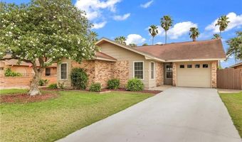 912 Palm Dr, Alamo, TX 78516
