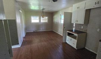 425 NW Oak Park Rd, Bartlesville, OK 74003
