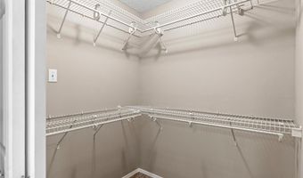 927 Claytonbrook Dr 3, Ballwin, MO 63011