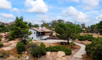 21245 OLD OAK Rd, Alpine, CA 91901