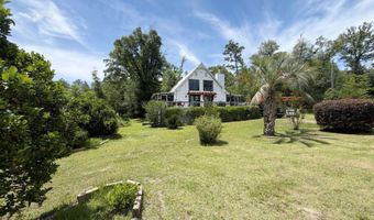 2609 Arpana Cir, Alford, FL 32420