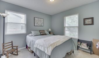 596 Briarwood Ln, Bedford, IN 47421