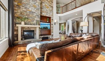 1030 Berthoud Peak Dr, Berthoud, CO 80513