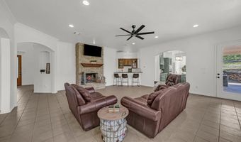 381 Creek Bend Dr, Aledo, TX 76008