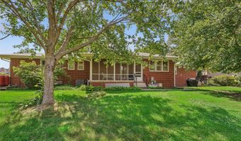 416 N 11th Street Pl, Adel, IA 50003