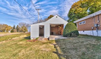 209 3rd St, Armstrong, IA 50514