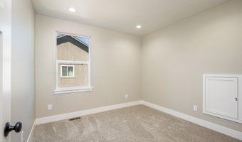 87744 8TH St Lot 14, Veneta, OR 97487