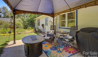 102 Wicklow Dr, Asheville, NC 28806