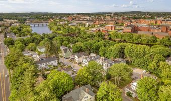 21 Laurel Ave, Auburn, ME 04210