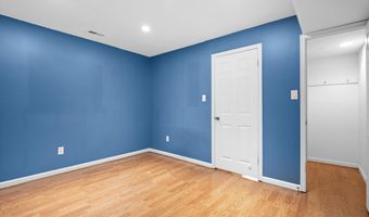 10 PINTO Ct, Rockville, MD 20850