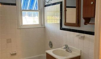 1952 S Law St, Allentown, PA 18103