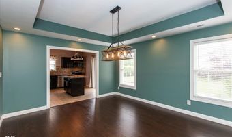 7121 Parklake Pl, Indianapolis, IN 46217