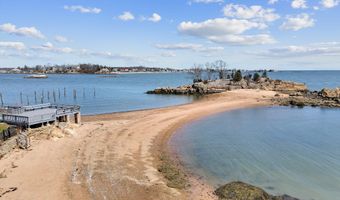 135 Turtle Bay Dr 135, Branford, CT 06405