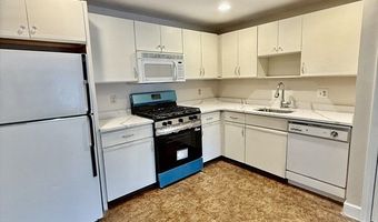 8 Kenmar Dr 66, Billerica, MA 01821