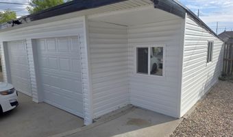 2012 SNYDER Ave, Cheyenne, WY 82001
